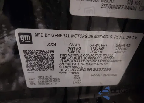 2024 Chevrolet Silverado 1500 4Wd Short Bed Custom Trail Boss z USA, uszkodzony, nr VIN 3GCUDCED8RG237296